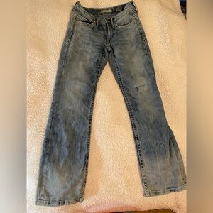 Men’s BKE cater 28S Casual Light Blue Denim Jeans has hole pictured